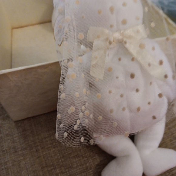 Ty White Wedding Bears with Gold Accents - Picture 4 of 16